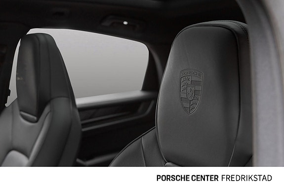 Porsche Cayenne Coupe 23 of 30
