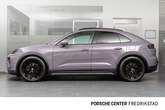 Porsche Macan 2 of 30