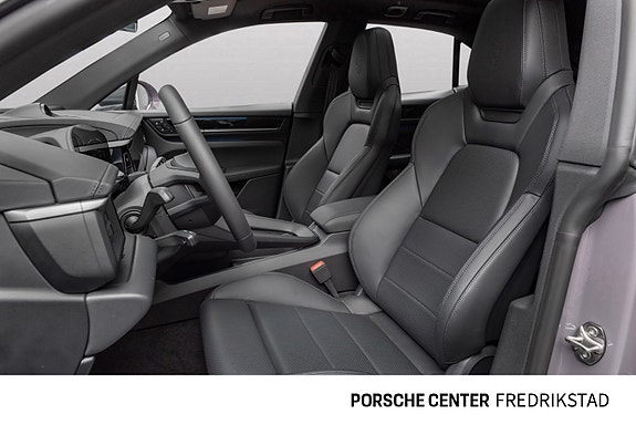 Porsche Macan 27 of 30