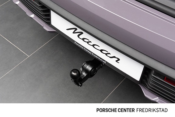 Porsche Macan 16 of 30