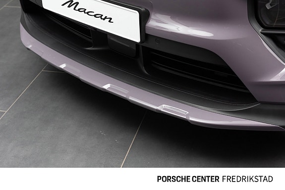 Porsche Macan 12 of 30