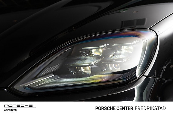 Porsche Cayenne 10 of 30