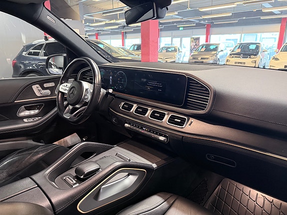 Mercedes-Benz GLE350 de 24 of 30