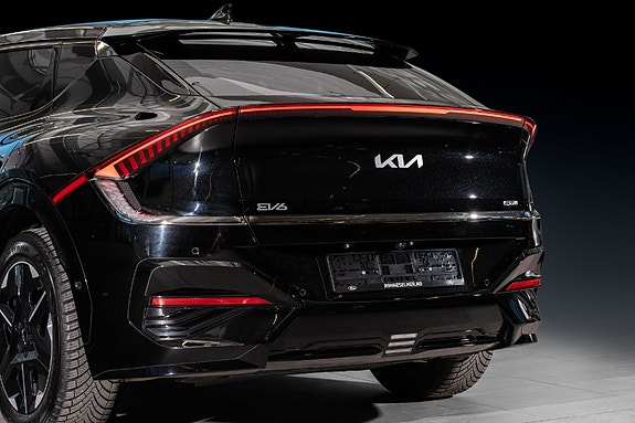 Kia EV6 5 of 5