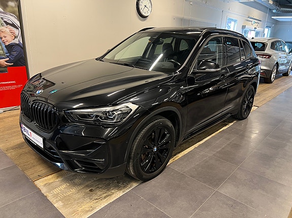 BMW X1 2 of 5