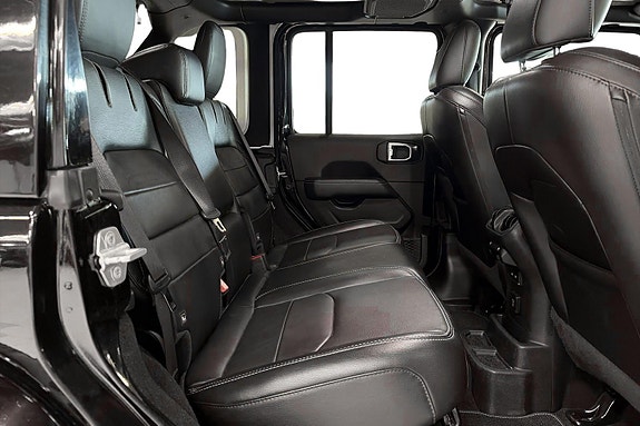 Jeep Wrangler 22 of 25