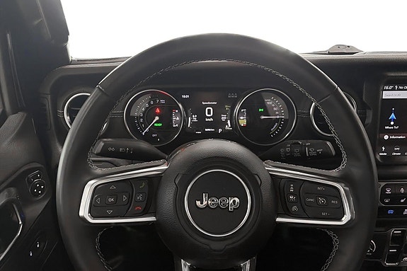 Jeep Wrangler 9 of 25