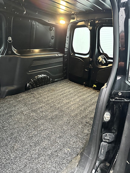 Citroen Berlingo 24 of 30
