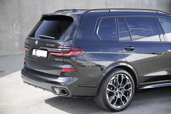 BMW X7 5 of 30
