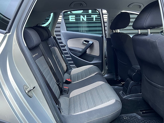 Volkswagen Polo Cross 23 of 30
