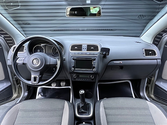 Volkswagen Polo Cross 8 of 30
