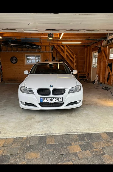 BMW 320d 5 of 5