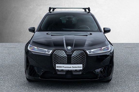 BMW iX 3 of 5