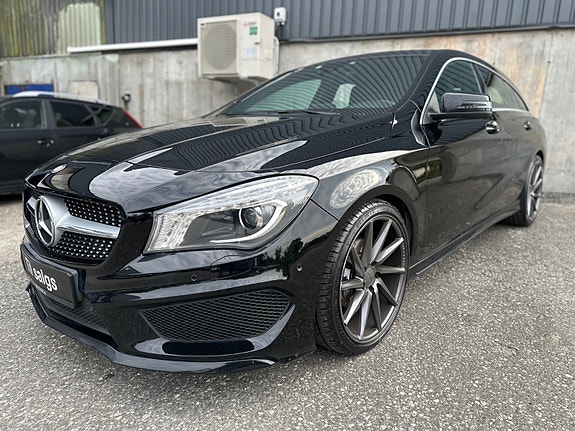 Mercedes-Benz CLA180 4 of 5