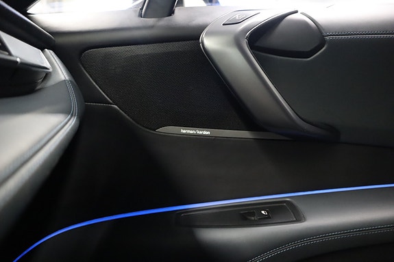 BMW i8 20 of 30