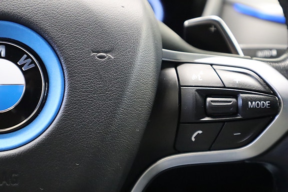BMW i8 25 of 30