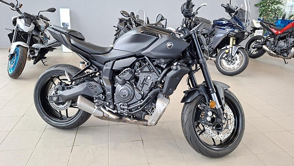 Yamaha MT-07 Y-AMT 3 of 5