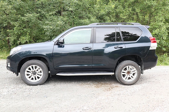 Toyota Land Cruiser 14 of 30