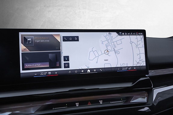 BMW i5 11 of 30