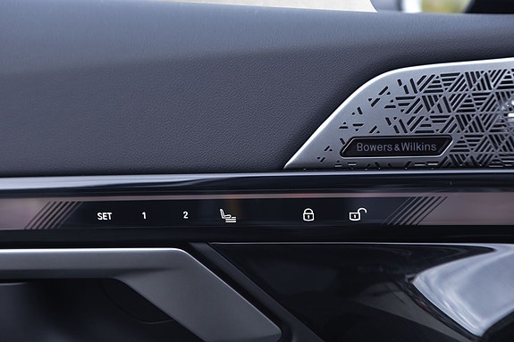 BMW i5 18 of 30