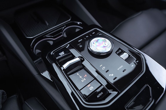 BMW i5 15 of 30