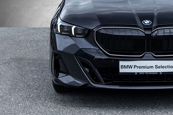 BMW i5 5 of 30