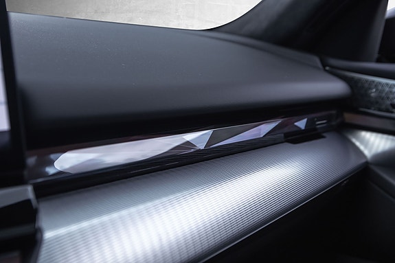 BMW i5 23 of 30