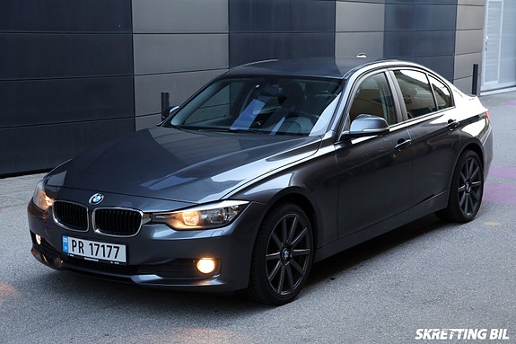 BMW 320d 23 of 30