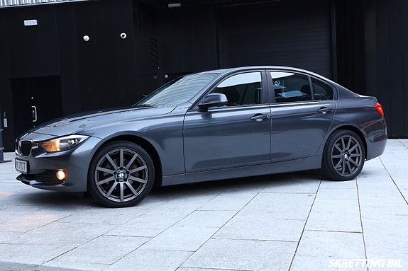 BMW 320d 7 of 30