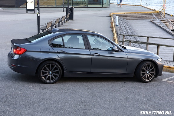 BMW 320d 18 of 30