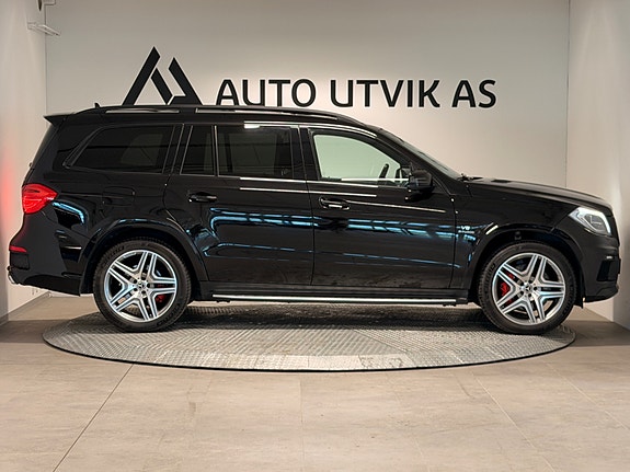 Mercedes-Benz GL63 2 of 5