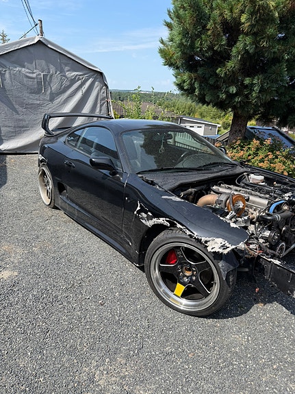 Toyota Supra 2 of 5