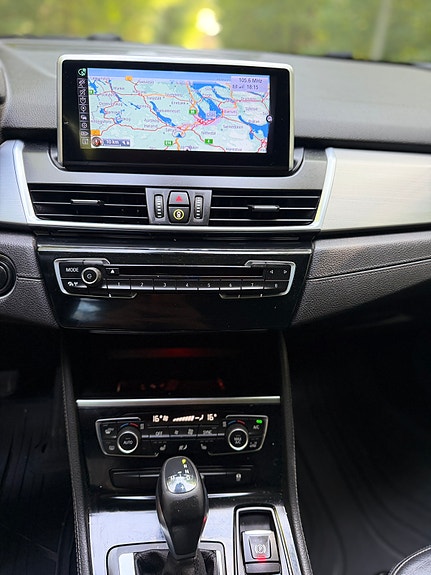 BMW 220d 30 of 30