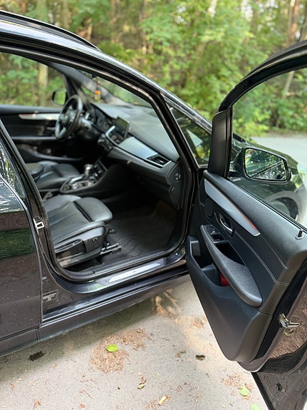 BMW 220d 17 of 30