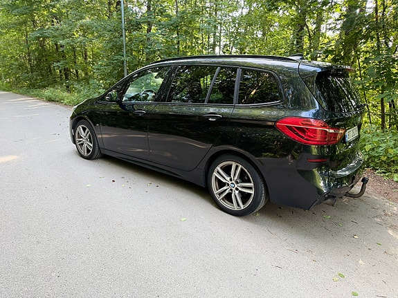 BMW 220d 4 of 30