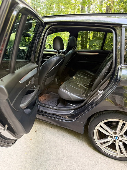 BMW 220d 15 of 30