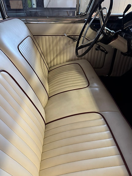 Ford Custom 6 of 15