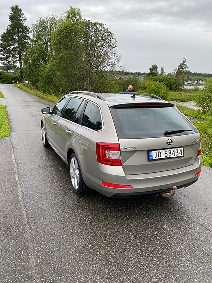 Skoda Octavia 5 of 5