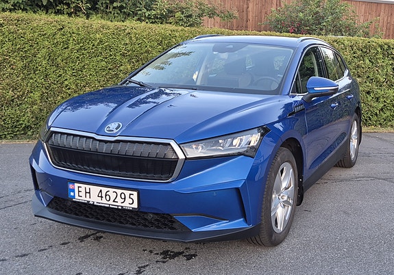 Skoda Enyaq 2 of 5
