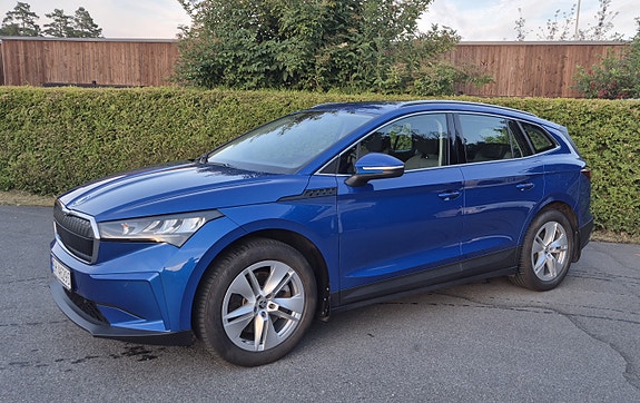 Skoda Enyaq 3 of 5