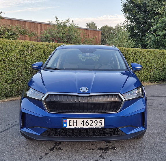 Skoda Enyaq 4 of 5