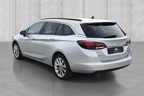 Opel Astra 4 of 5