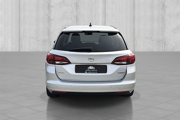 Opel Astra 5 of 5