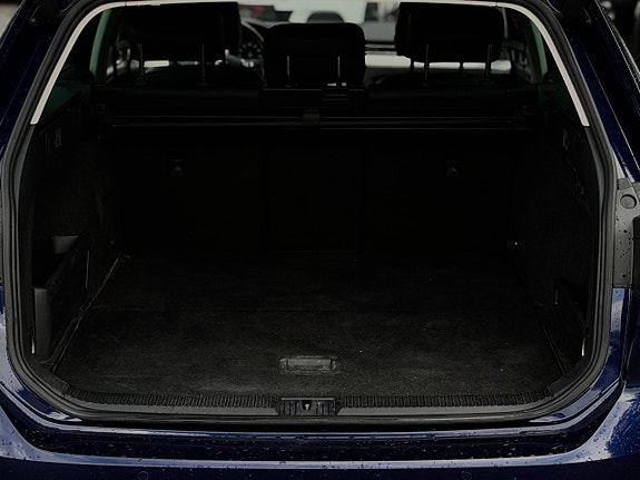 Volkswagen Passat 15 of 30
