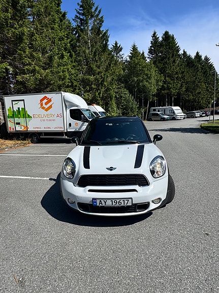 MINI Countryman Cooper SD 4 of 5