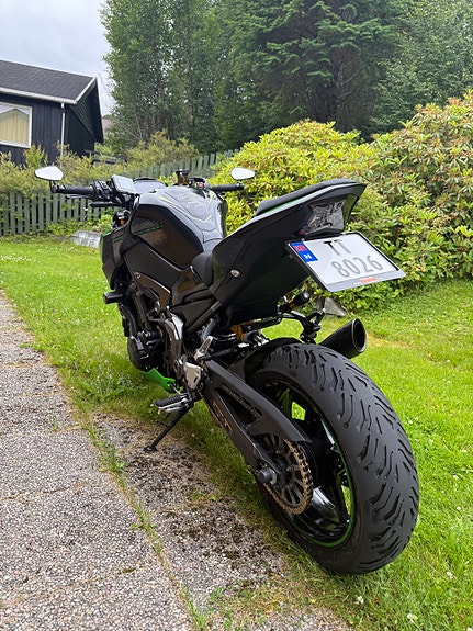 Kawasaki Z 900 se 5 of 9