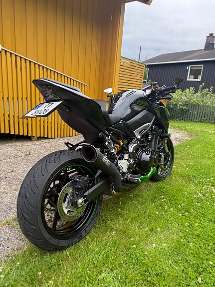 Kawasaki Z 900 se 3 of 9