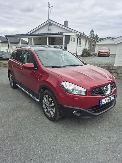 Nissan Qashqai+2 2 of 5
