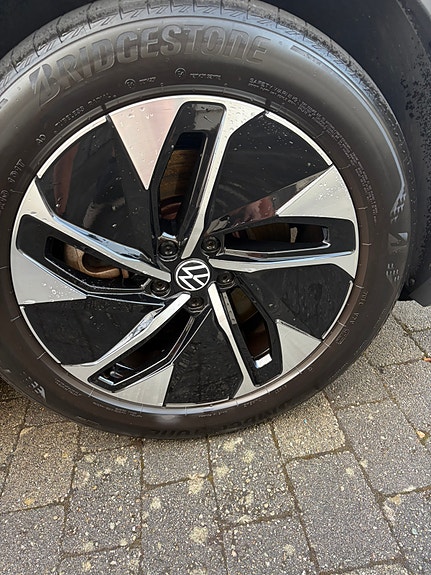 Volkswagen ID.4 6 of 6