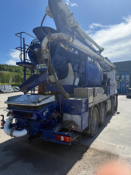 Mercedes-Benz 3243 Shwing 26 mtr Pumix 4 of 5